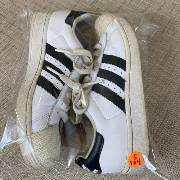 Adidas Vintage Youth Superstar Clamshell White Black Stripes Leather Sneaker Sz4 - Picture 11 of 11